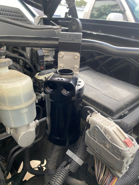 Motion Raceworks Catchcan 14-18 Sierra/Silverado Mount